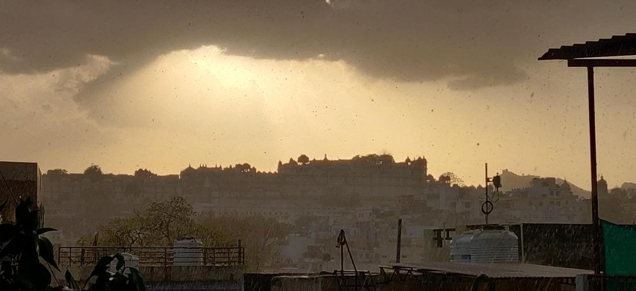 Hotel Vip Udaipur Eksteriør bilde
